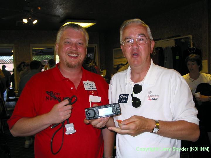 K0HNM - Larry Taking the 706MKIIG from N9KNJ.JPG